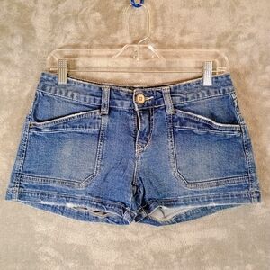 UNIONBAY Delaney Women's Medium Wash Blue Denim Jean Shorts Size 7